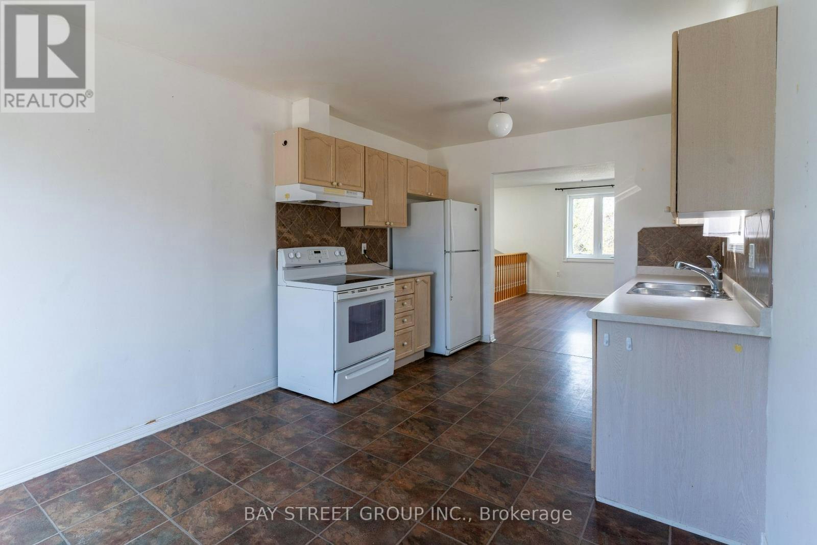 14 Orok Lane, Barrie, ON, L4M 6H4 - 10