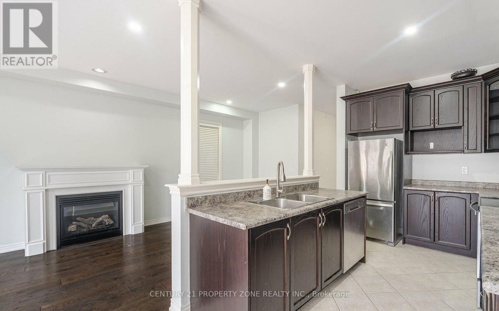 6 Dufay Road, Brampton, ON, L7A 0B5 - 6