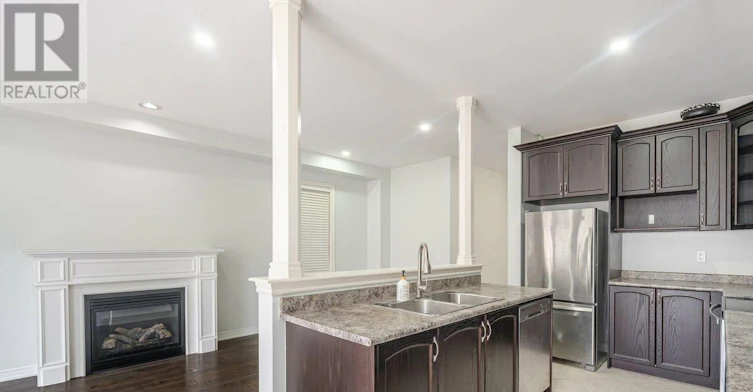 6 Dufay Road, Brampton, ON, L7A 0B5 - 6