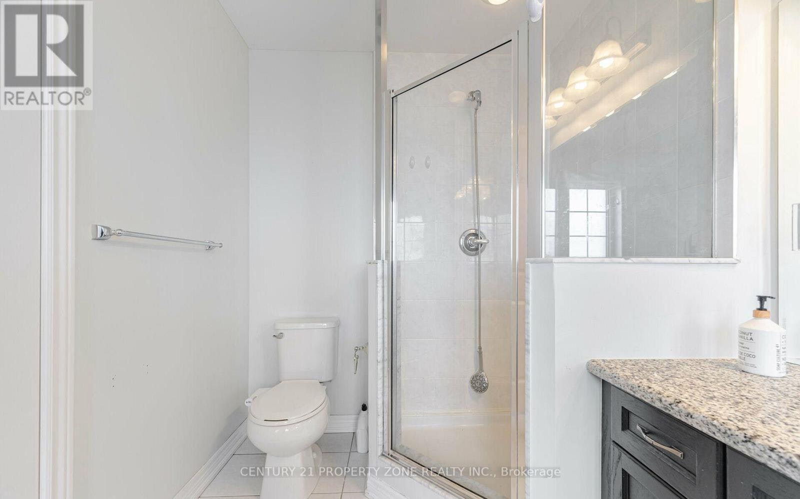 6 Dufay Road, Brampton, ON, L7A 0B5 - 12