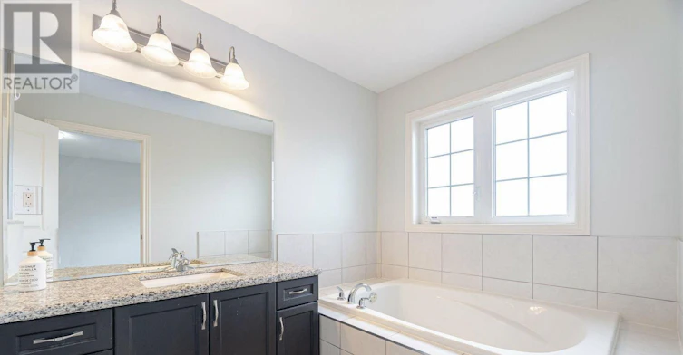 6 Dufay Road, Brampton, ON, L7A 0B5 - 11