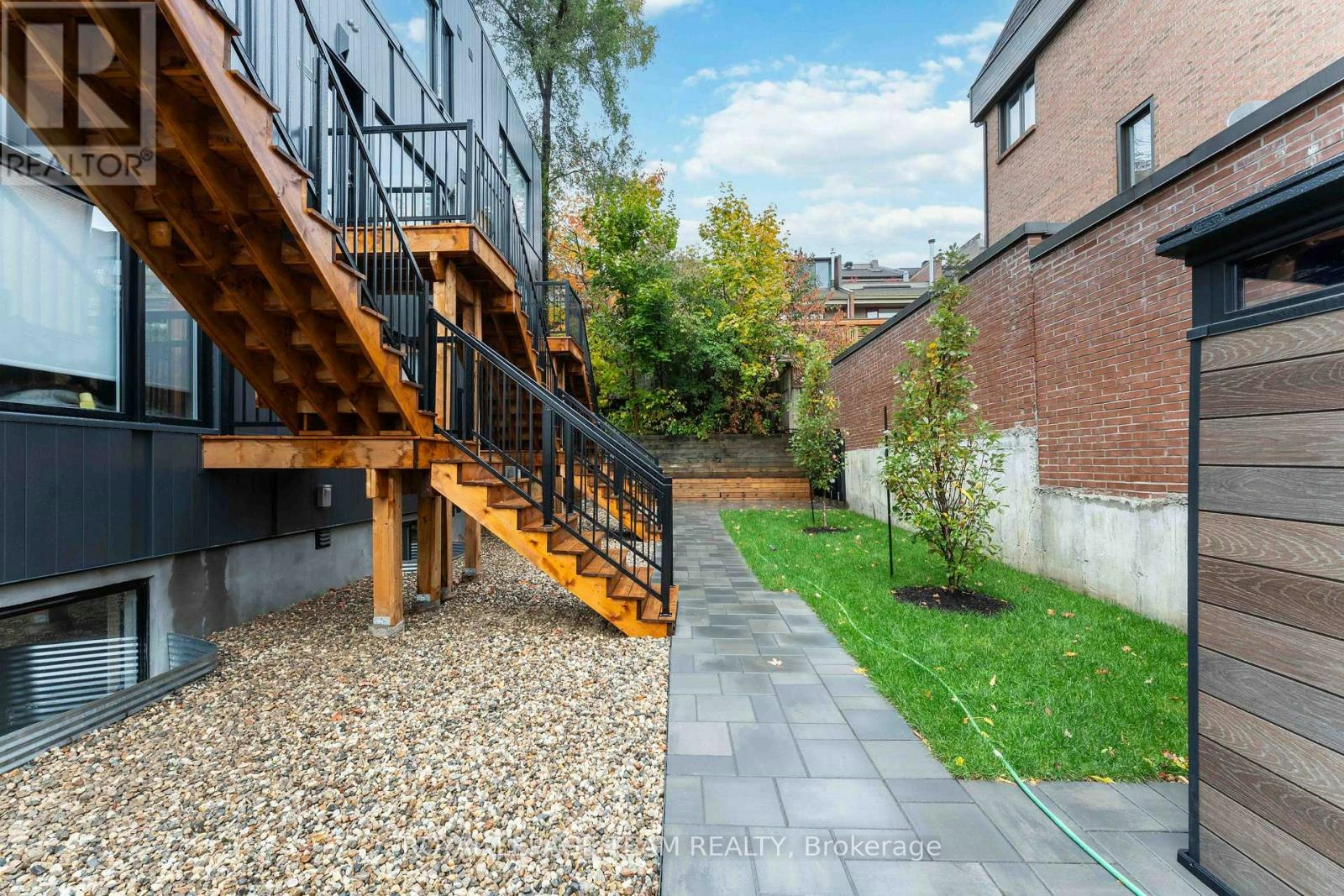 1-115 Springfield Road, Ottawa, ON, K1M 1C5 - 25