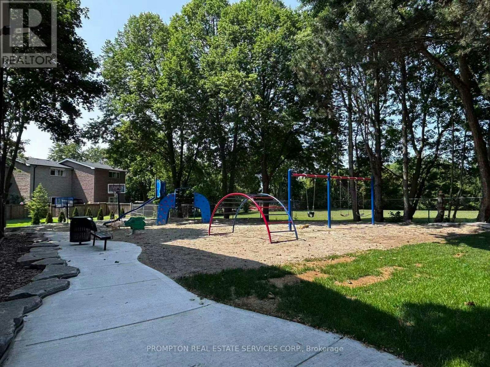 22 Poplar Crescent, Aurora, ON, L4G 3L3 - 19