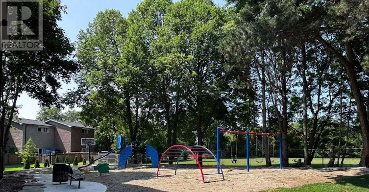 22 Poplar Crescent, Aurora, ON, L4G 3L3 - 19