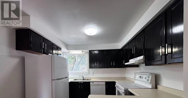 22 Poplar Crescent, Aurora, ON, L4G 3L3 - 7