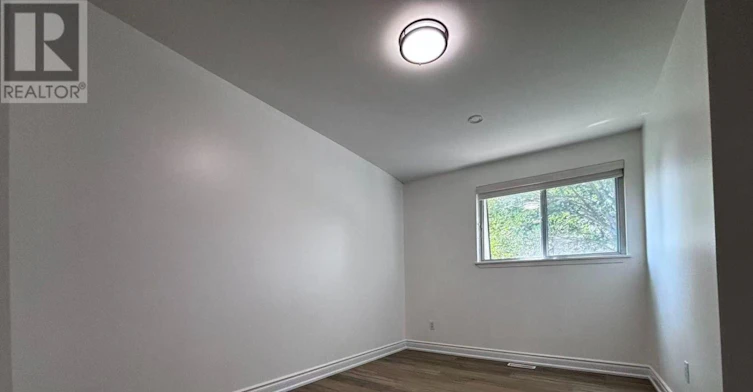 22 Poplar Crescent, Aurora, ON, L4G 3L3 - 11