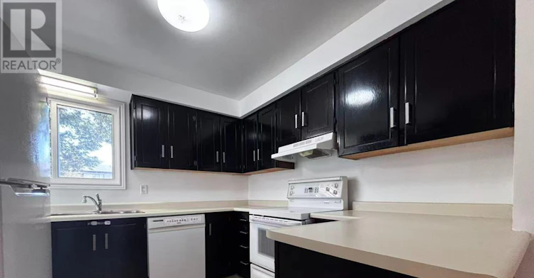 22 Poplar Crescent, Aurora, ON, L4G 3L3 - 6