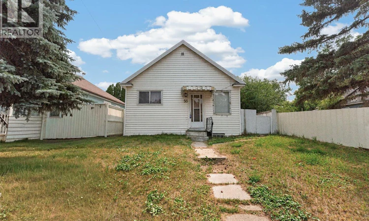 55 Iroquois Street W