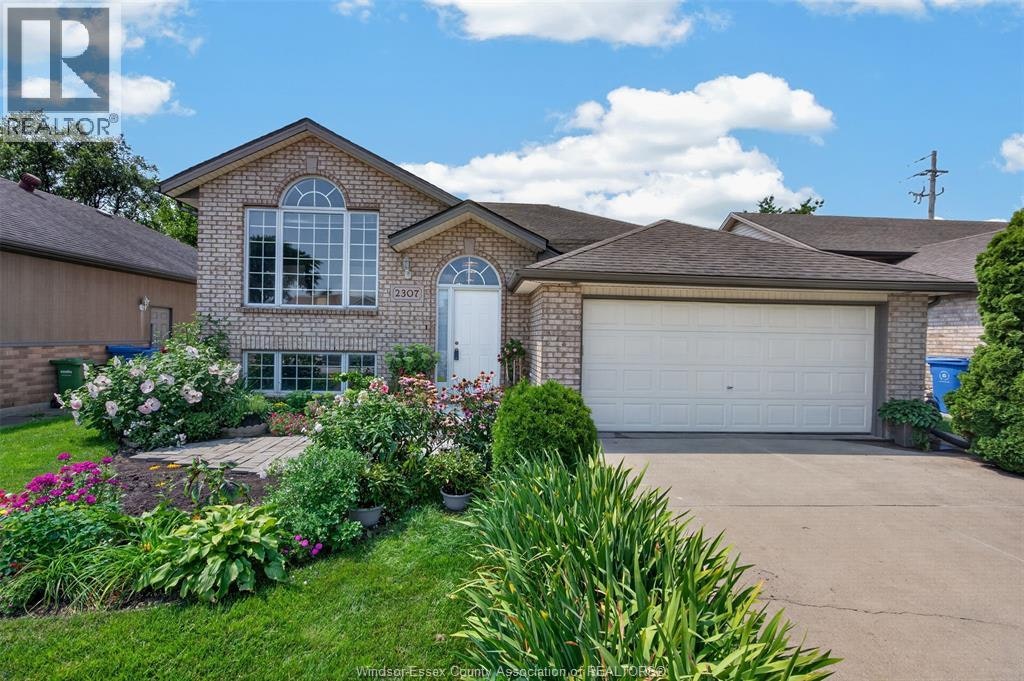 2307 Northway Avenue, Windsor, ON, N9E 4N6