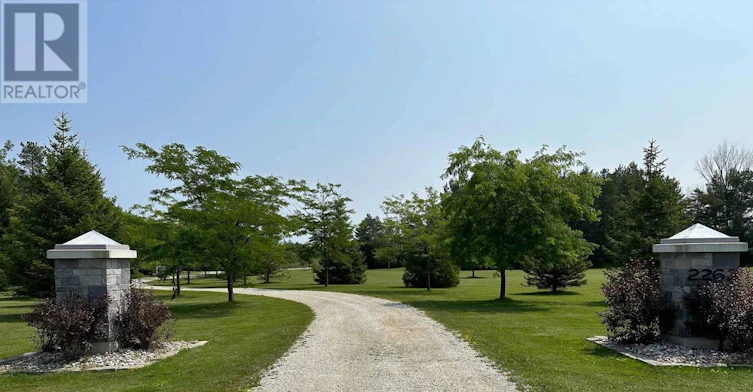 2263 Nottawasaga 6 N, Clearview, ON, L9Y 3Z1 - 2