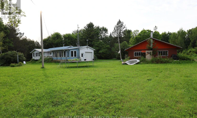 19442 Kenyon 8 Conc Road