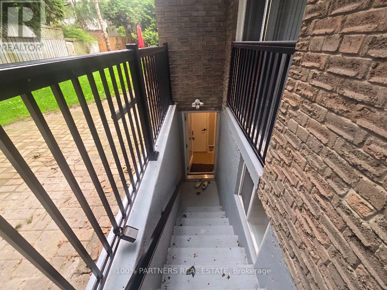BSMT-244 Burbank Drive, Toronto, ON, M2K 1P8 - 20