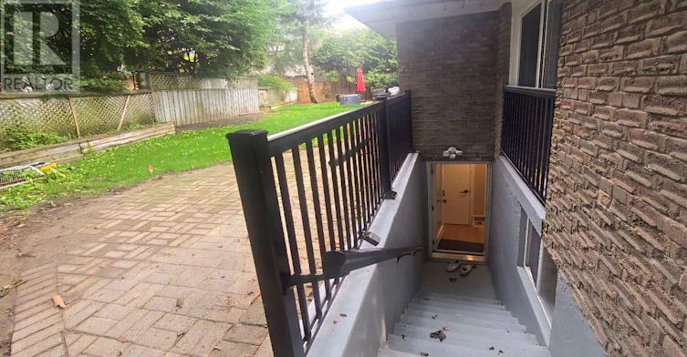 BSMT-244 Burbank Drive, Toronto, ON, M2K 1P8 - 21