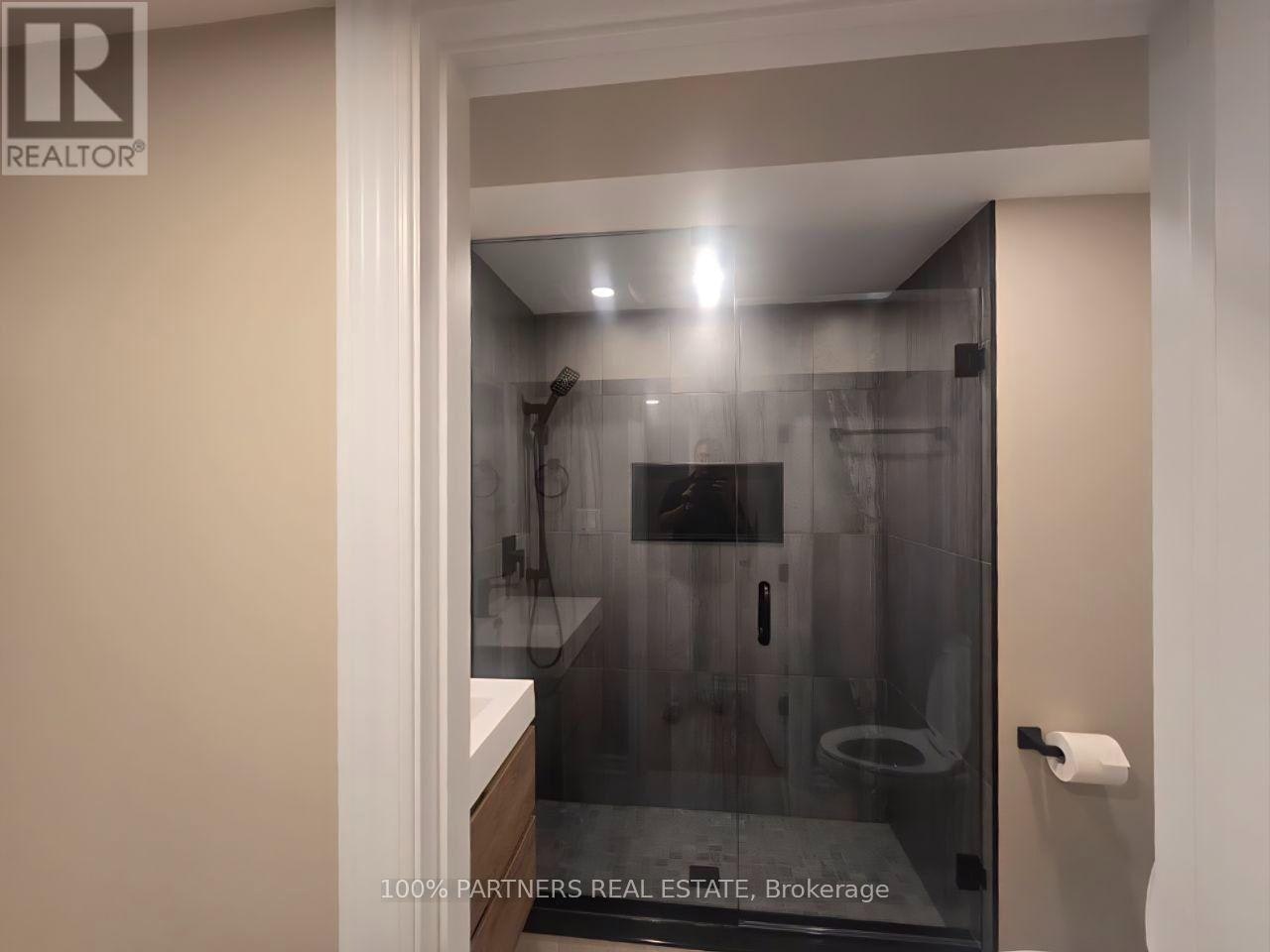 BSMT-244 Burbank Drive, Toronto, ON, M2K 1P8 - 17