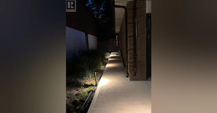 BSMT-244 Burbank Drive, Toronto, ON, M2K 1P8 - 23