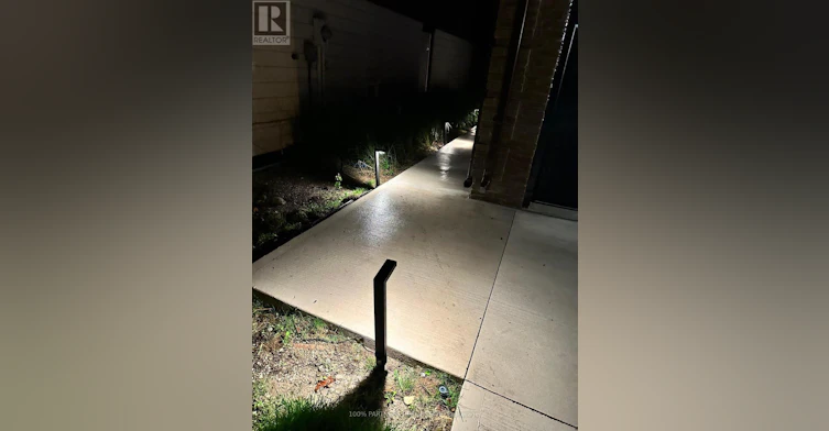 BSMT-244 Burbank Drive, Toronto, ON, M2K 1P8 - 24
