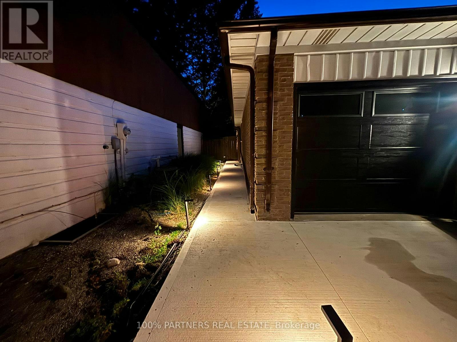 BSMT-244 Burbank Drive, Toronto, ON, M2K 1P8 - 25