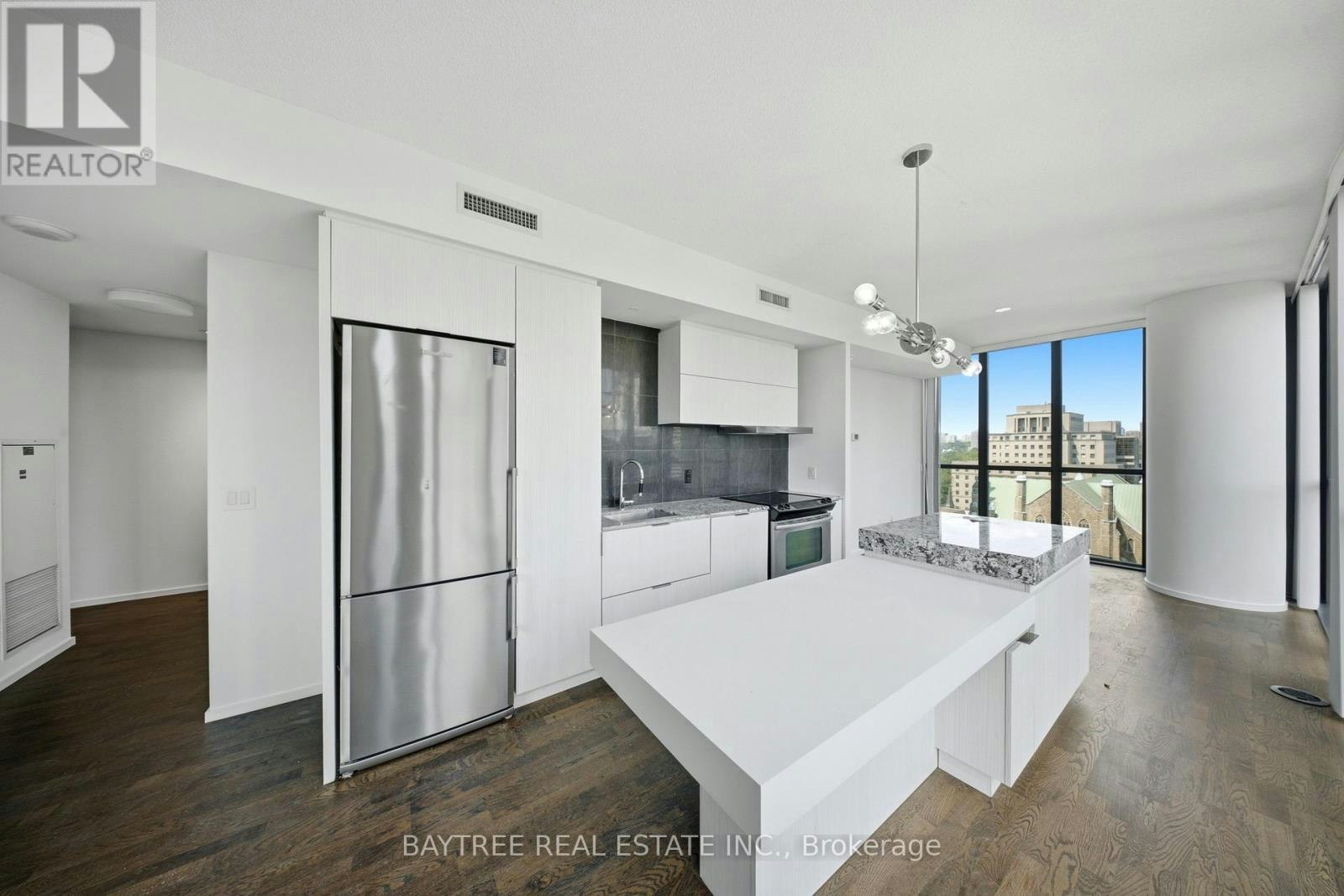 1210-101 Charles Street E, Toronto, ON, M4Y 0A9