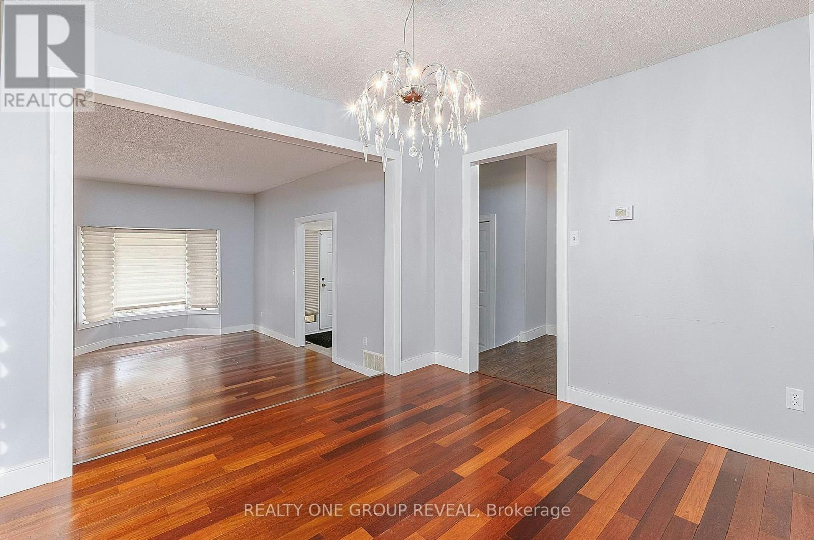 326 Prince Of Wales Drive, Whitby, ON, L1N 6M9 - 6