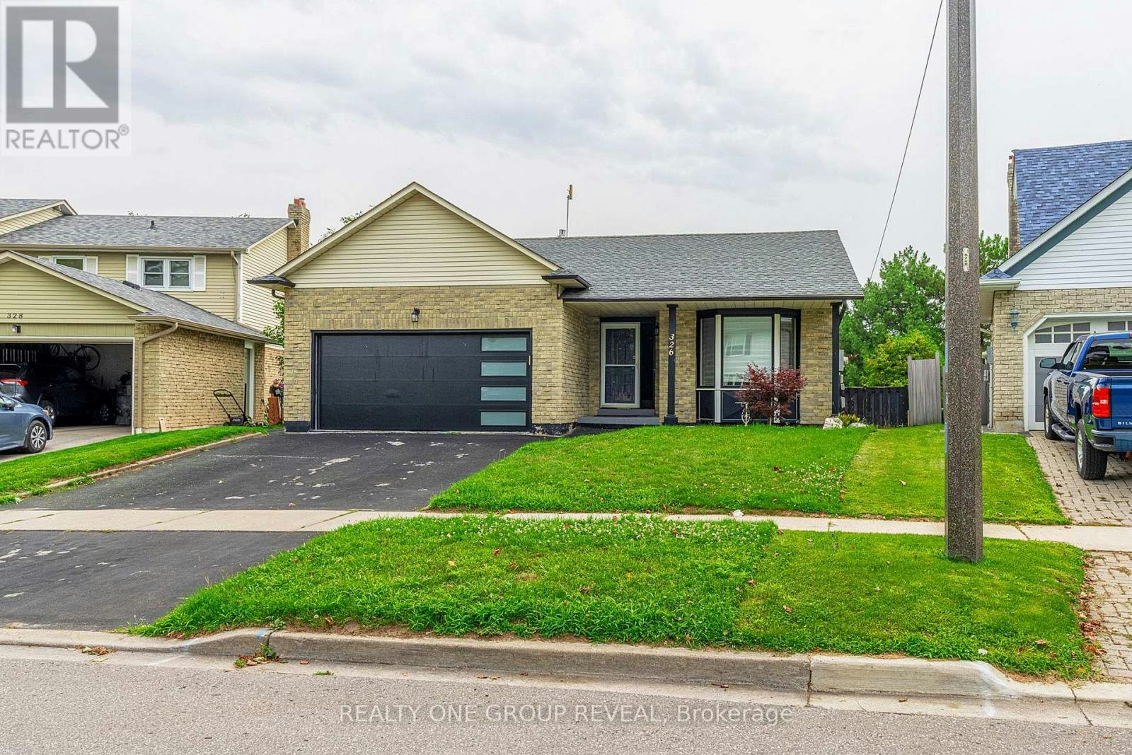 326 Prince Of Wales Drive, Whitby, ON, L1N 6M9