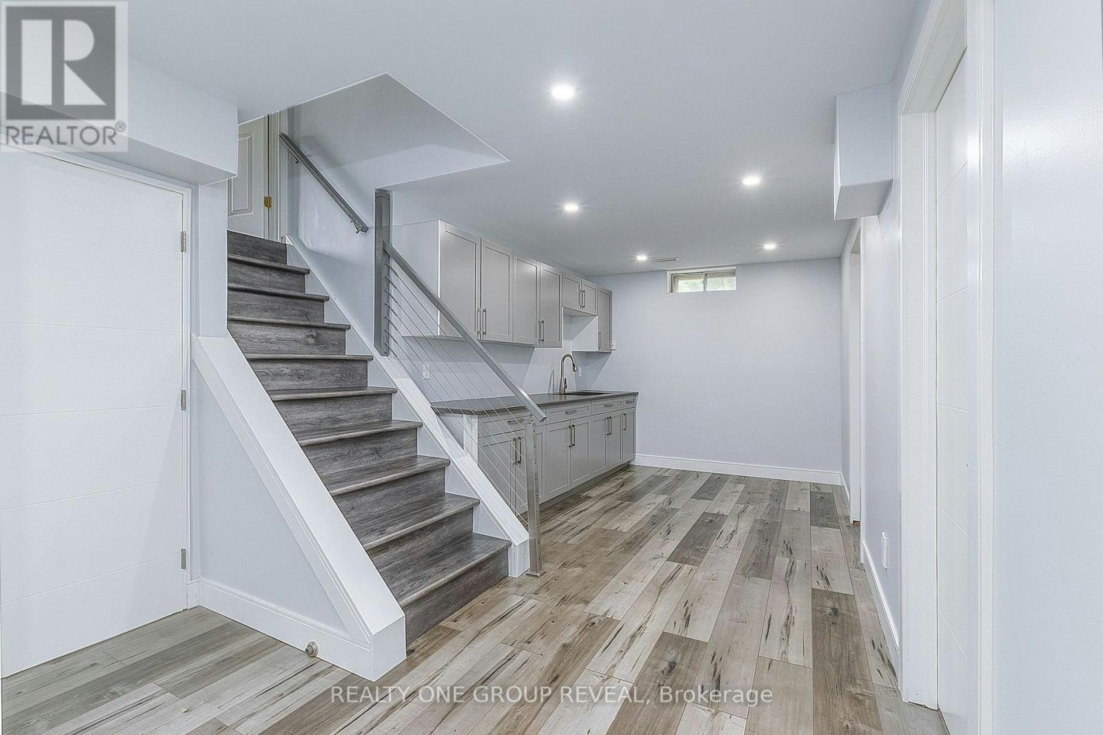 326 Prince Of Wales Drive, Whitby, ON, L1N 6M9 - 18