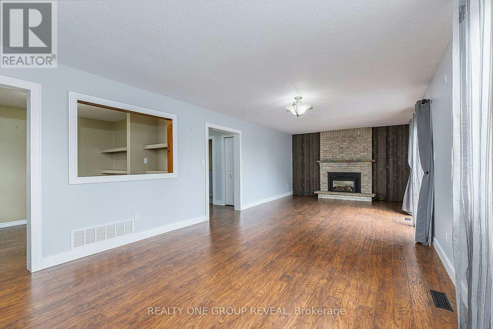 326 Prince Of Wales Drive, Whitby, ON, L1N 6M9 - 13