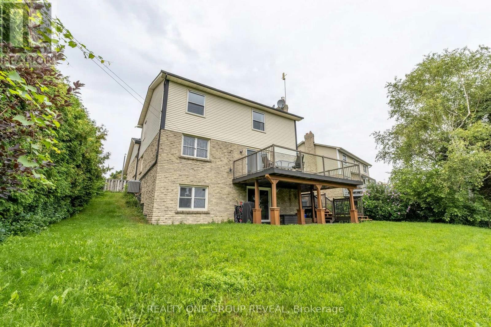 326 Prince Of Wales Drive, Whitby, ON, L1N 6M9 - 34