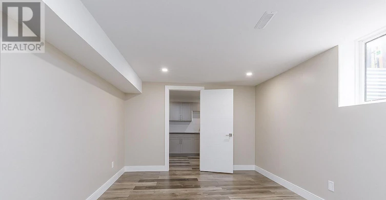 326 Prince Of Wales Drive, Whitby, ON, L1N 6M9 - 22