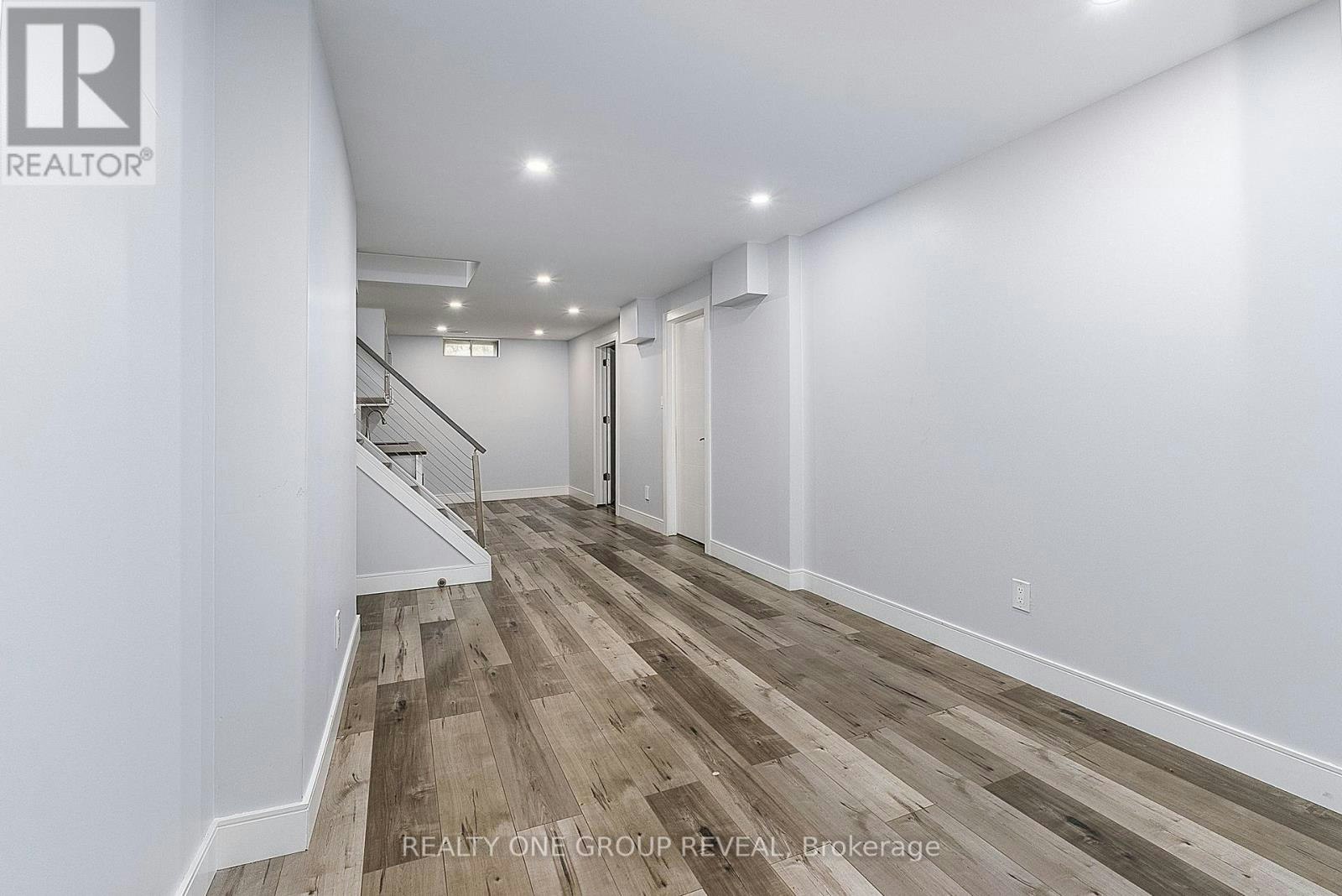 326 Prince Of Wales Drive, Whitby, ON, L1N 6M9 - 20