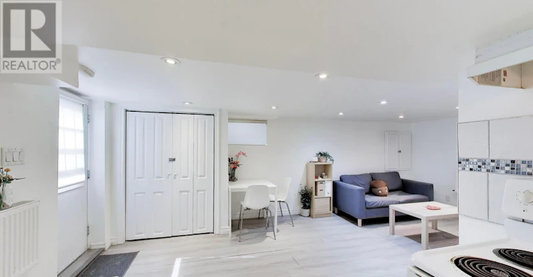 LOWER-152 Linsmore Crescent, Toronto, ON, M4J 4L2 - 3
