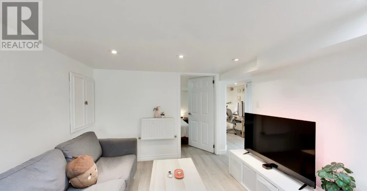 LOWER-152 Linsmore Crescent, Toronto, ON, M4J 4L2 - 8