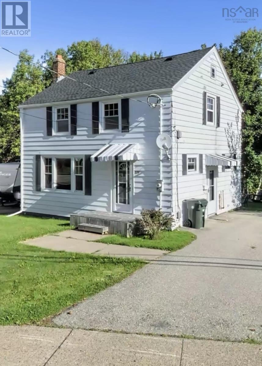 221 Cottage Road, Sydney, NS, B1P 2E7