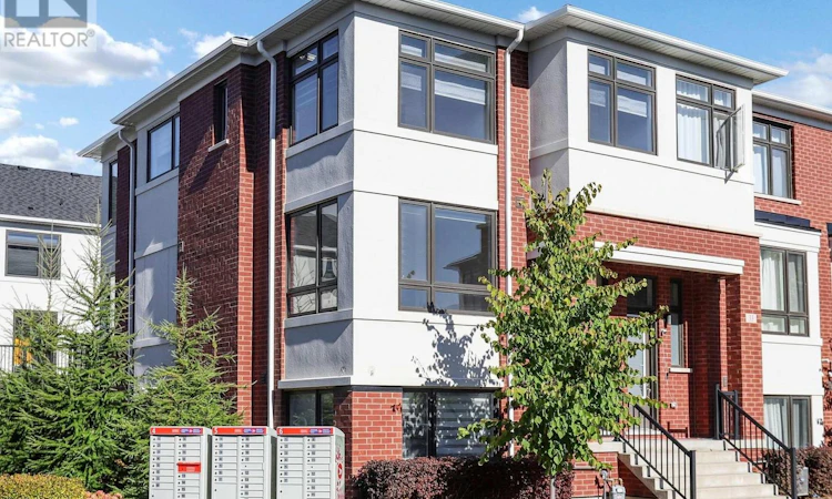 35 Thomas Armstrong Lane
