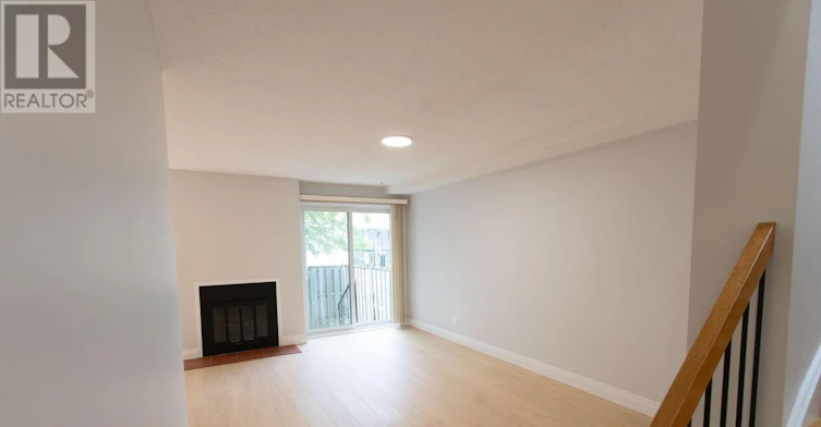 7-710 Coronation Avenue, Ottawa, ON, K1G 4G7 - 6