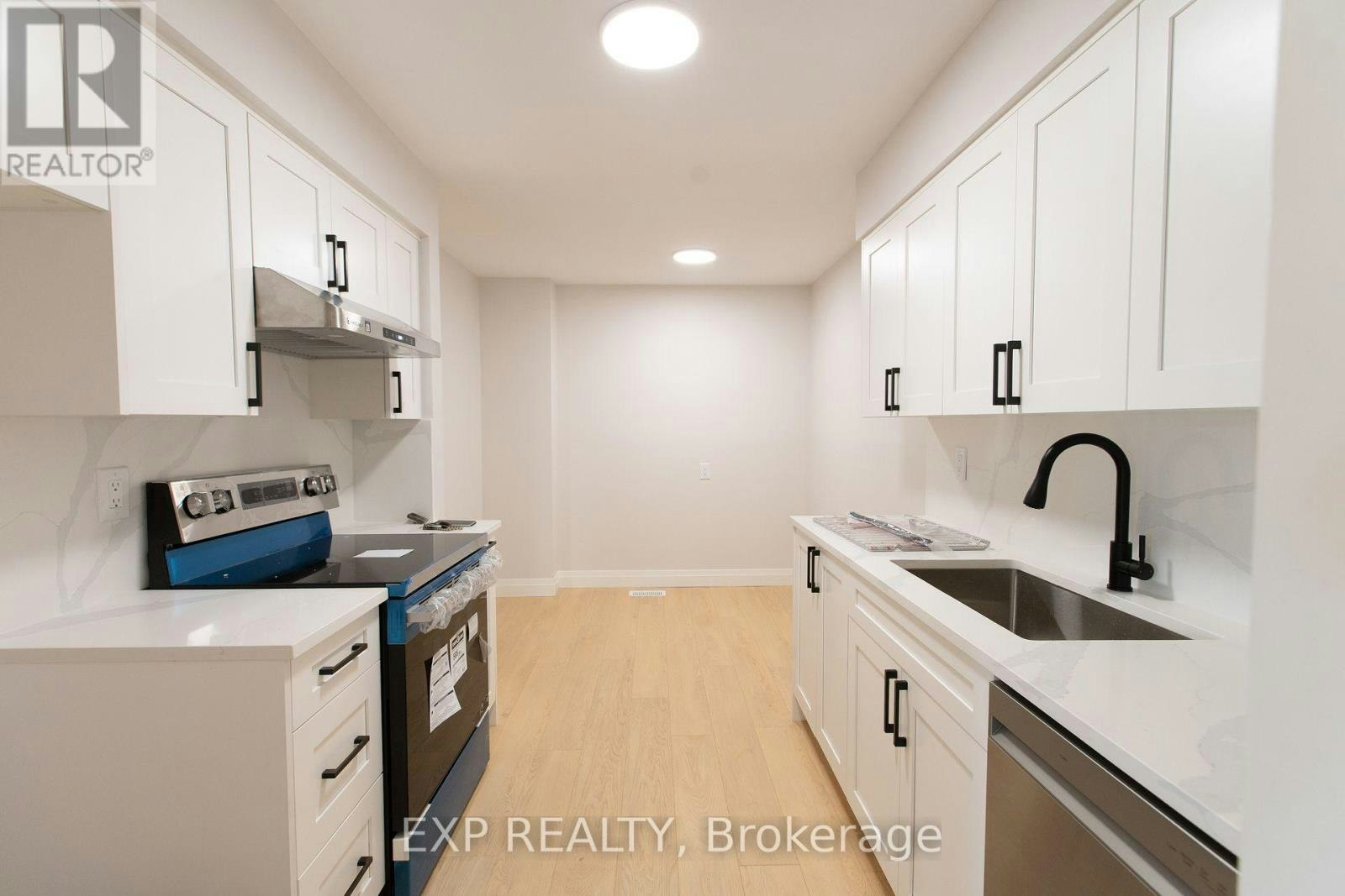 7-710 Coronation Avenue, Ottawa, ON, K1G 4G7 - 10