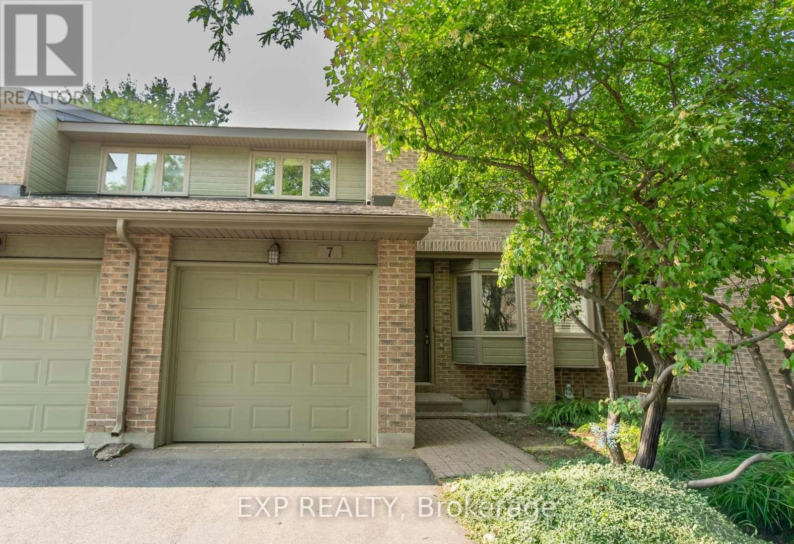 7-710 Coronation Avenue, Ottawa, ON, K1G 4G7