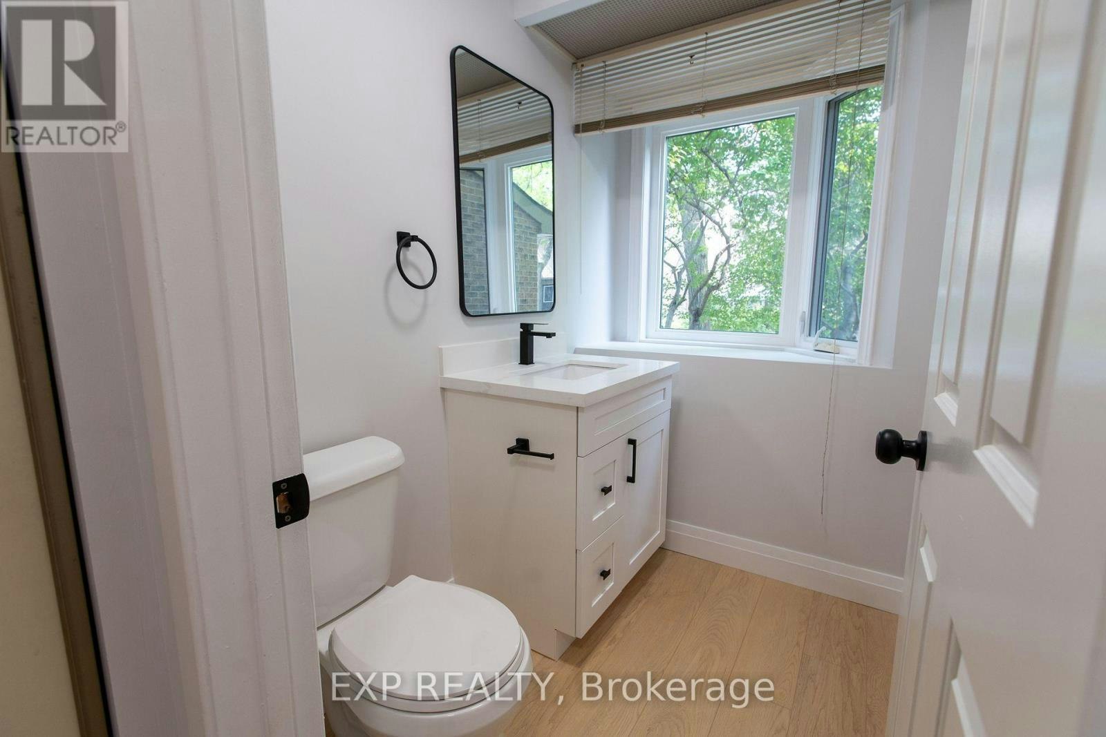 7-710 Coronation Avenue, Ottawa, ON, K1G 4G7 - 5