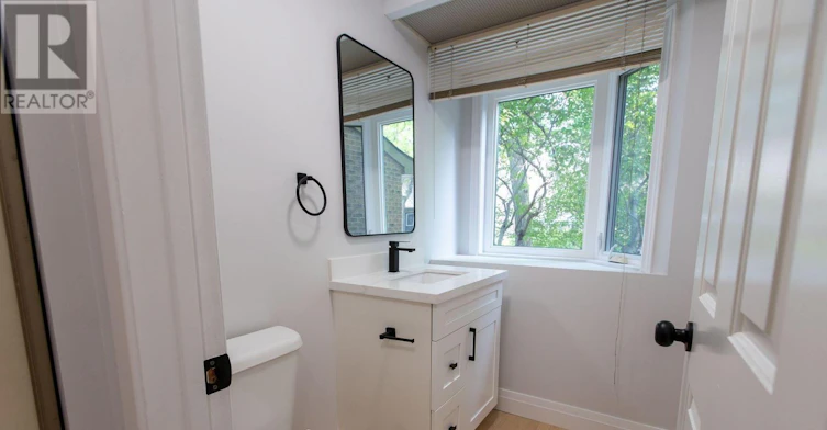 7-710 Coronation Avenue, Ottawa, ON, K1G 4G7 - 5