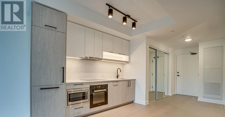 618-91 Montclair Avenue, Toronto, ON, M5P 0B1 - 5