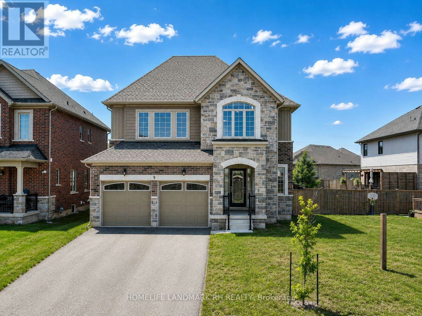 9 Homestead Way, Thorold, ON, L2V 0B7