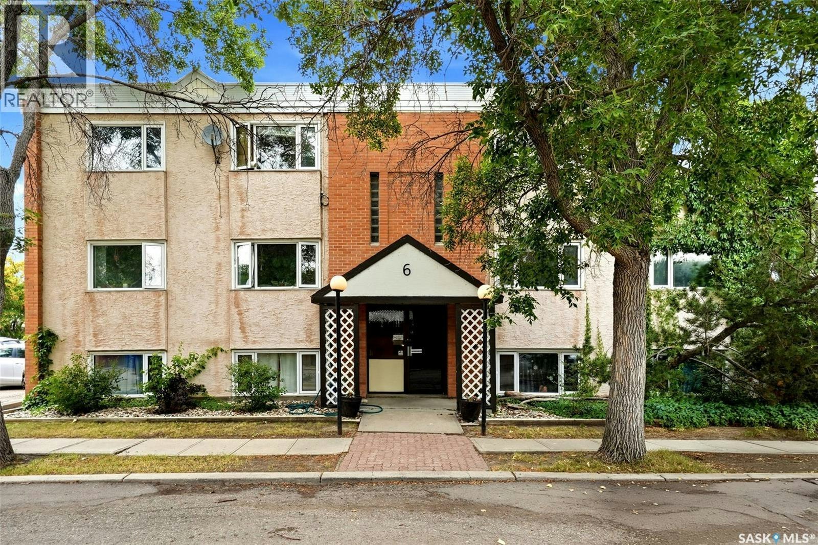 4-6 Neill Place, Regina, SK, S4N 2V4