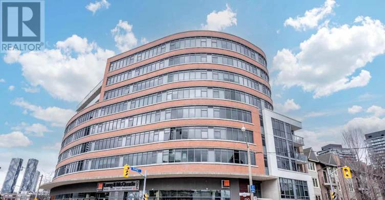 305-90 Trinity Street, Toronto, ON, M5A 0E4