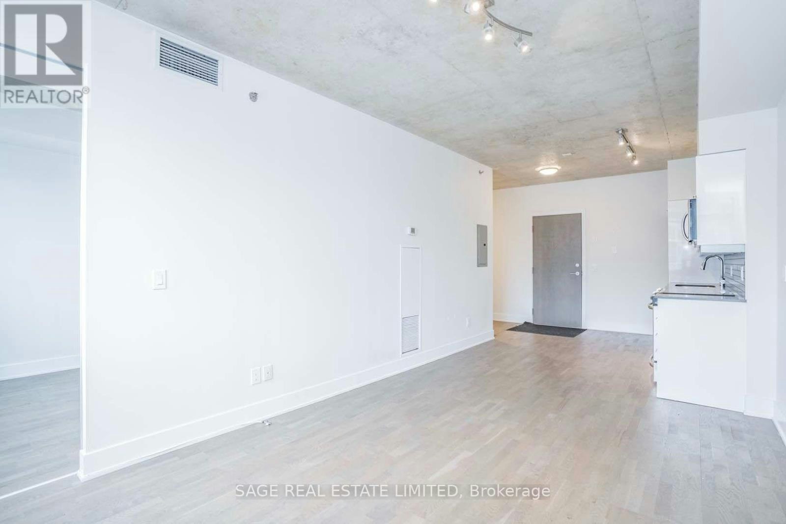 305-90 Trinity Street, Toronto, ON, M5A 0E4 - 8