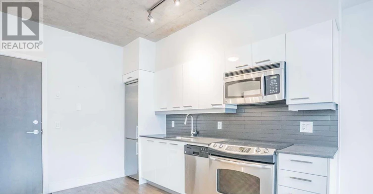 305-90 Trinity Street, Toronto, ON, M5A 0E4 - 9