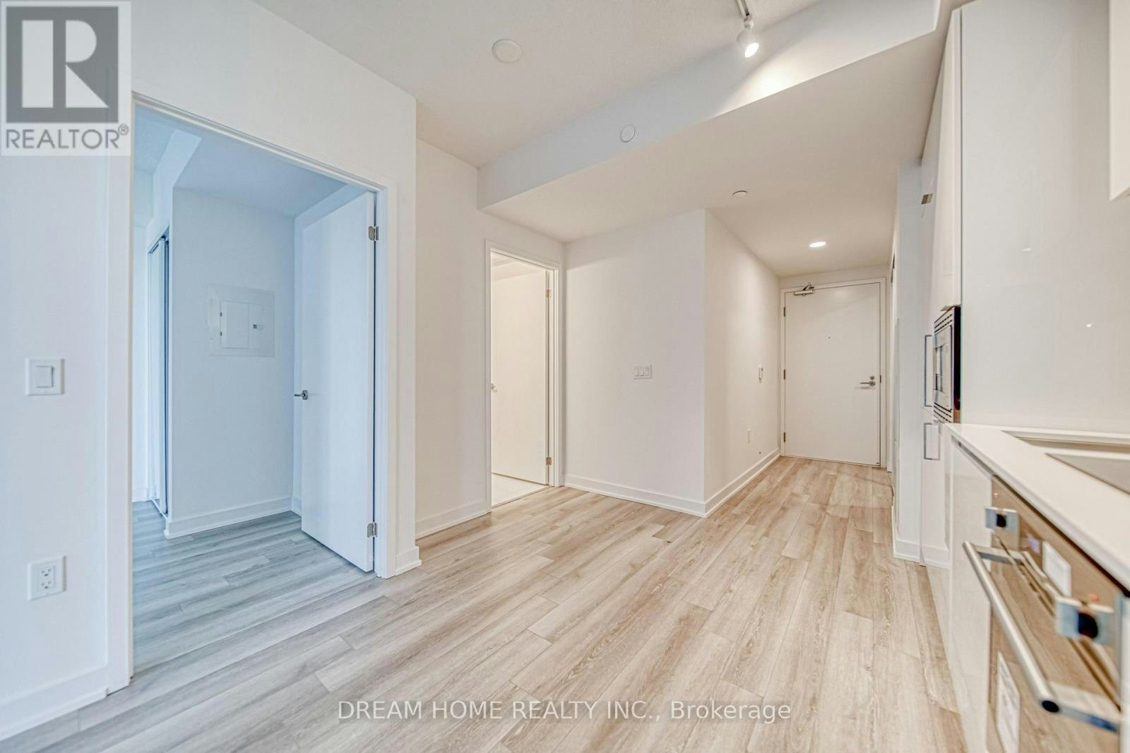 1921-230 Simcoe Street, Toronto, ON, M5T 0G7 - 9