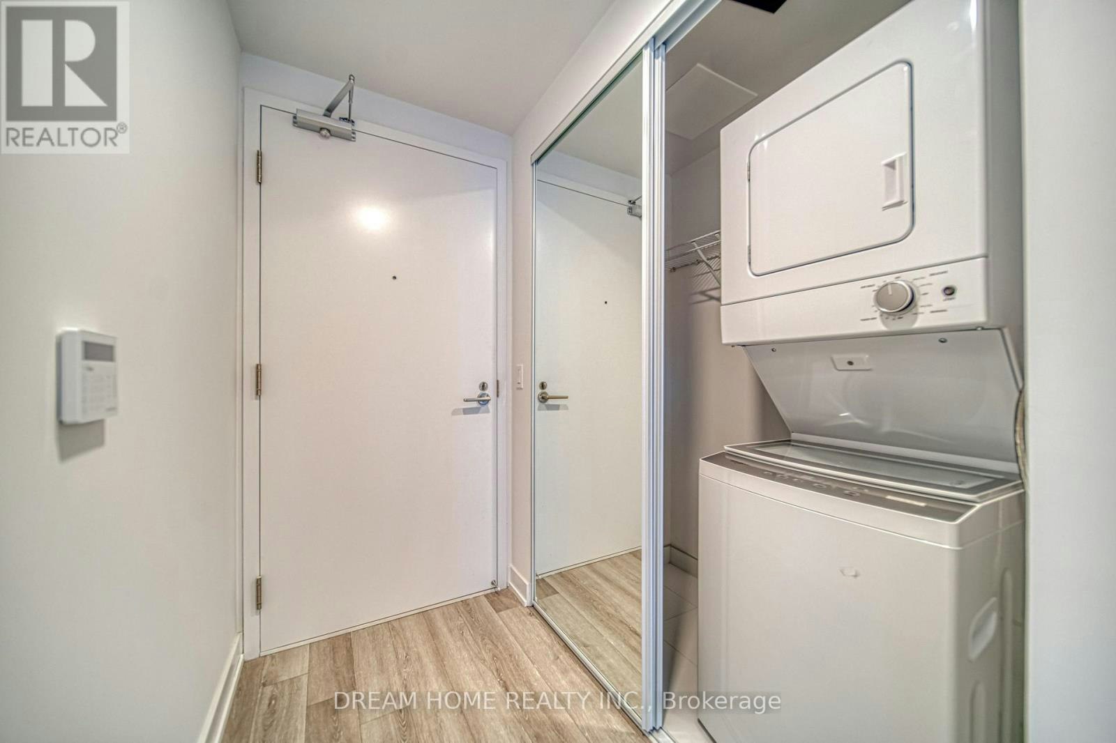 1921-230 Simcoe Street, Toronto, ON, M5T 0G7 - 2