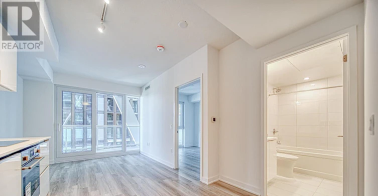 1921-230 Simcoe Street, Toronto, ON, M5T 0G7 - 3