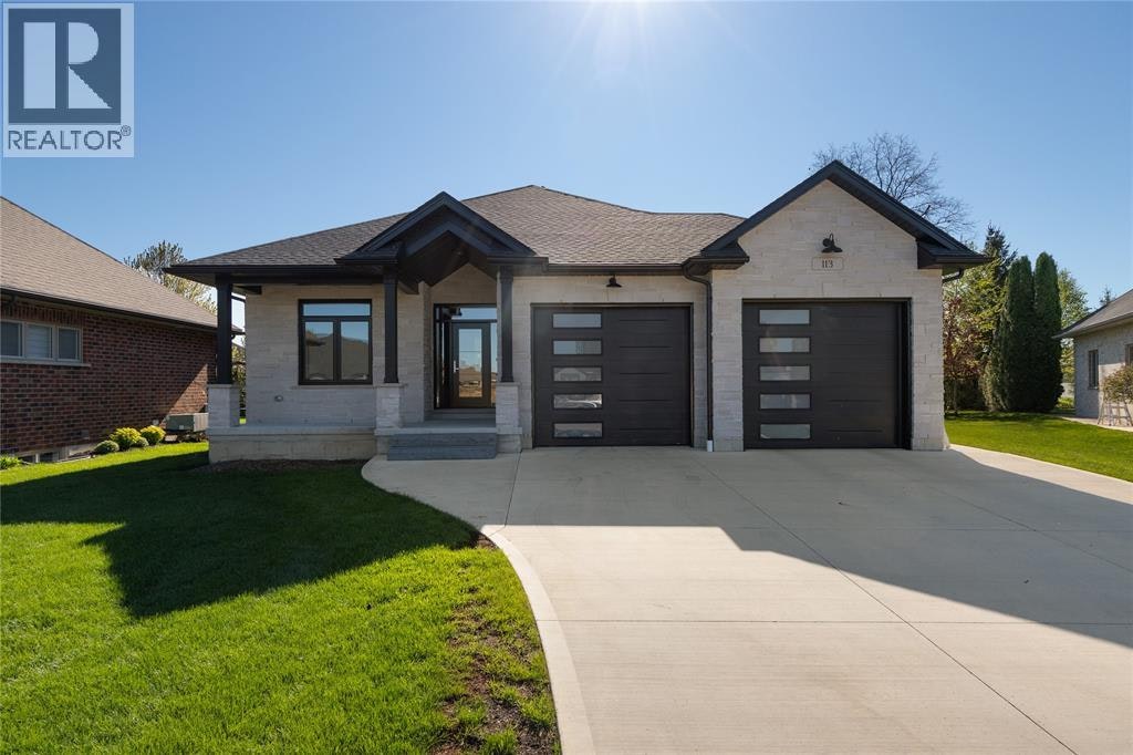 113 Macdonald Street, Lambton Shores, ON, N0N 1J0
