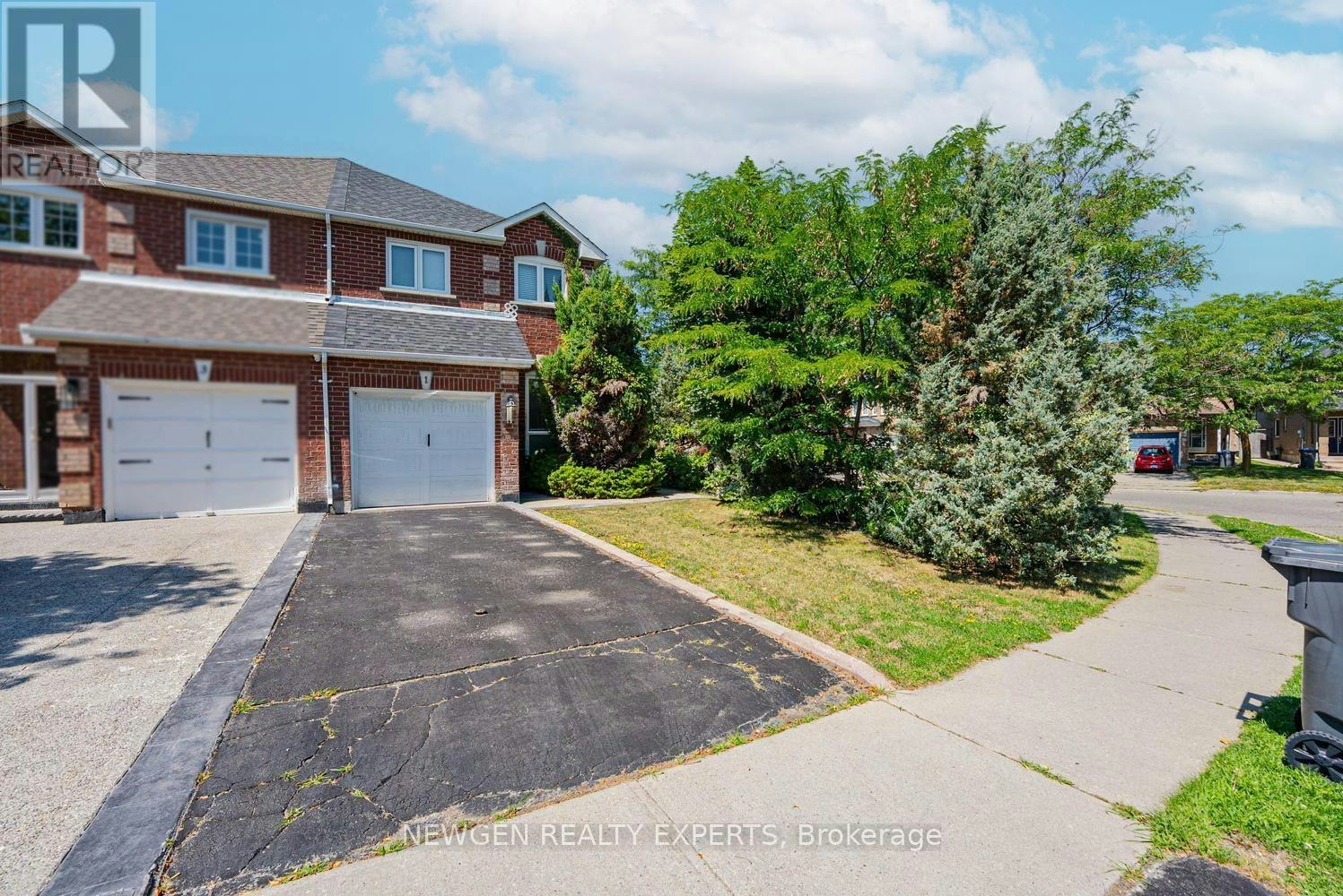 1 Kitto Court, Brampton, ON, L6Y 4Z2 - 2
