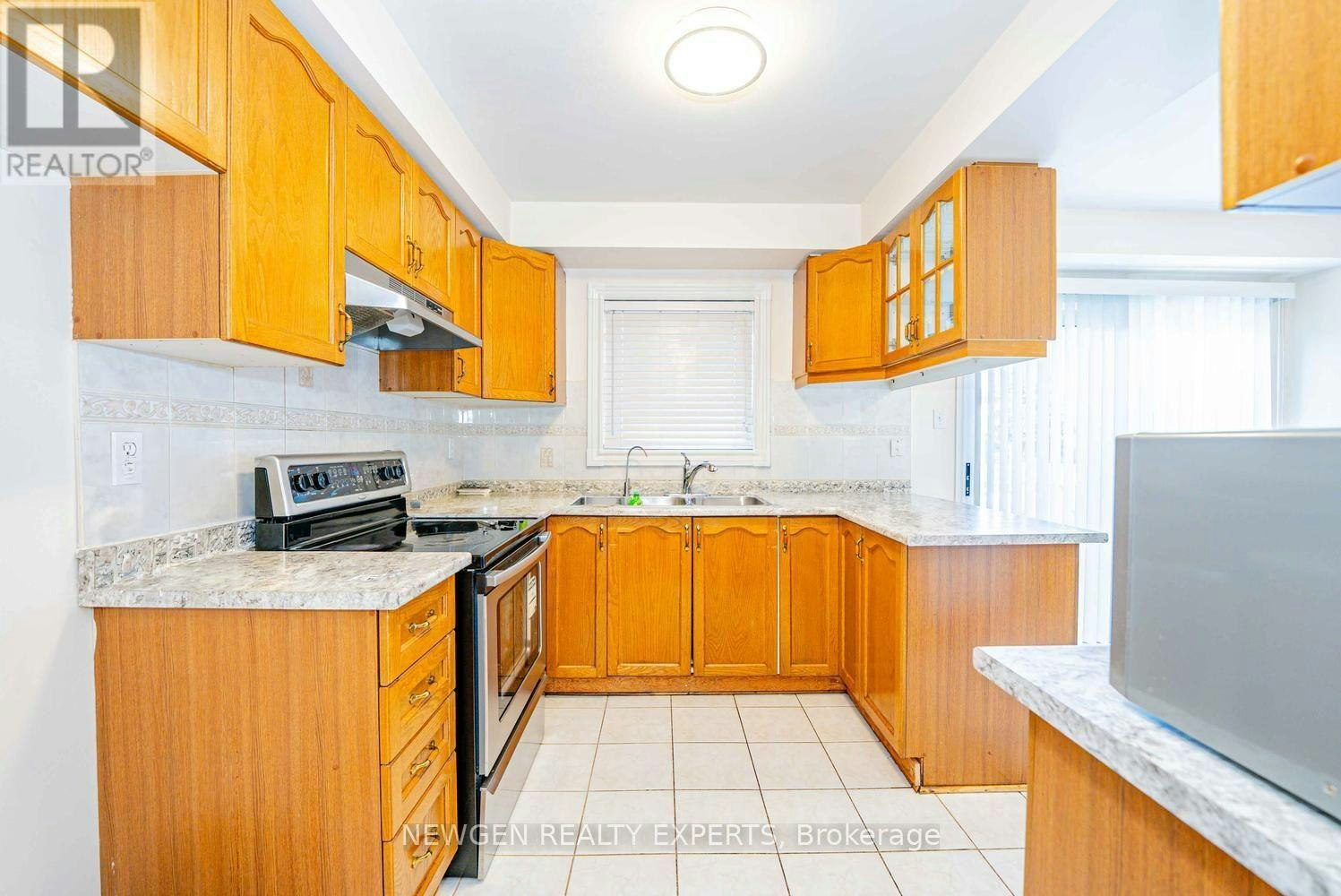 1 Kitto Court, Brampton, ON, L6Y 4Z2 - 18